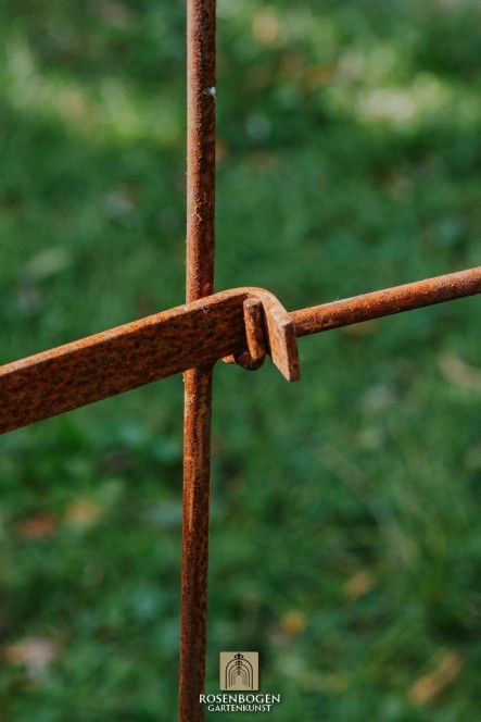 Rosenbåge ALEX mit Türen / Tor Spitze