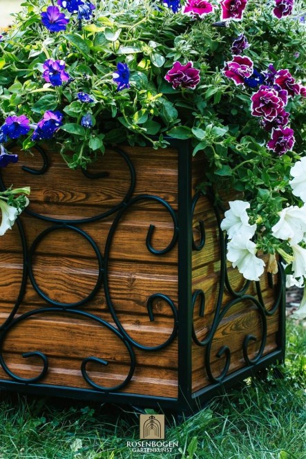 Blumentopf / Pflanzkübel 50 x 50 cm