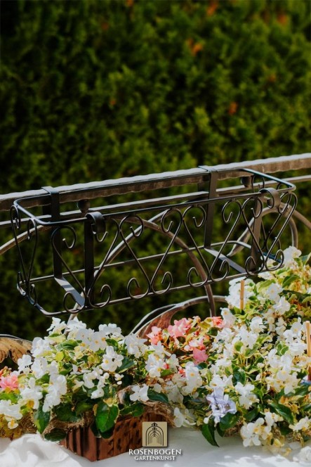 Blomkrukorfür Balkon/Geländer