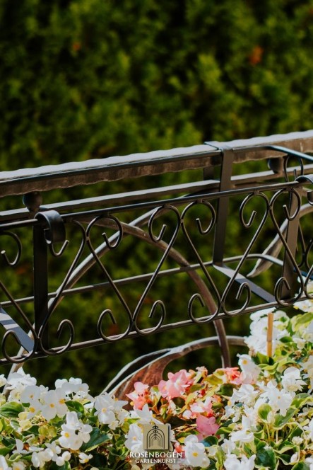 Blomkrukorfür Balkon/Geländer